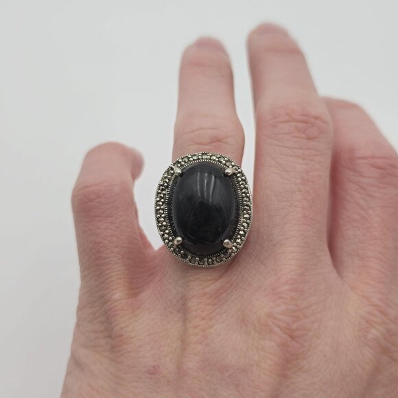 Size 6 Sterling Silver Worn Onyx And Marcasite Ring A1785 - Picture 4 of 9